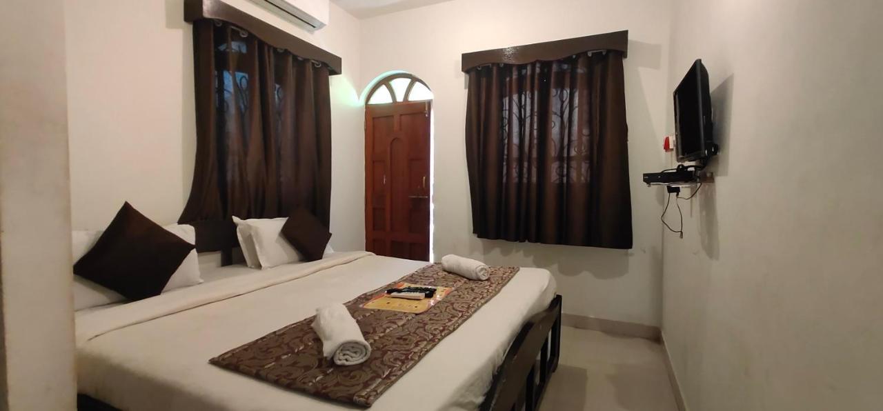 Rj14 Accommodations At Baga Beach 外观 照片