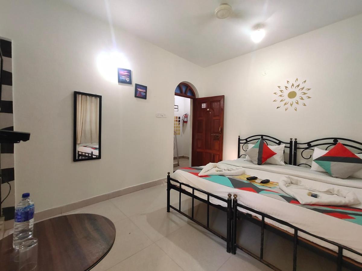 Rj14 Accommodations At Baga Beach 外观 照片