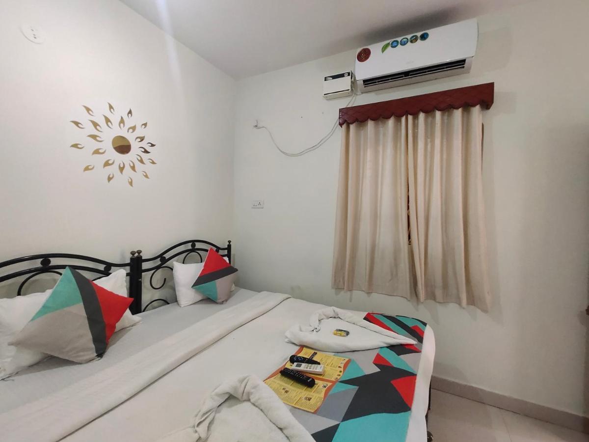 Rj14 Accommodations At Baga Beach 外观 照片