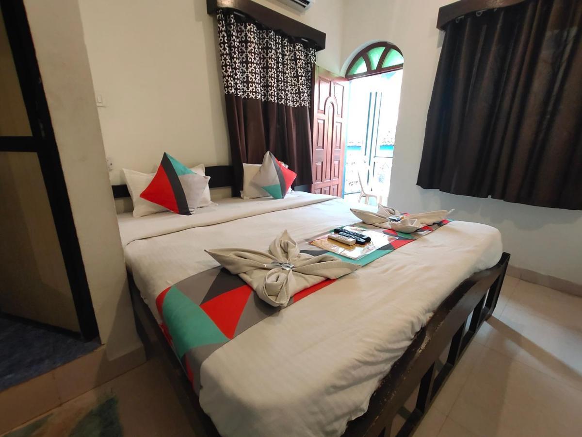 Rj14 Accommodations At Baga Beach 外观 照片