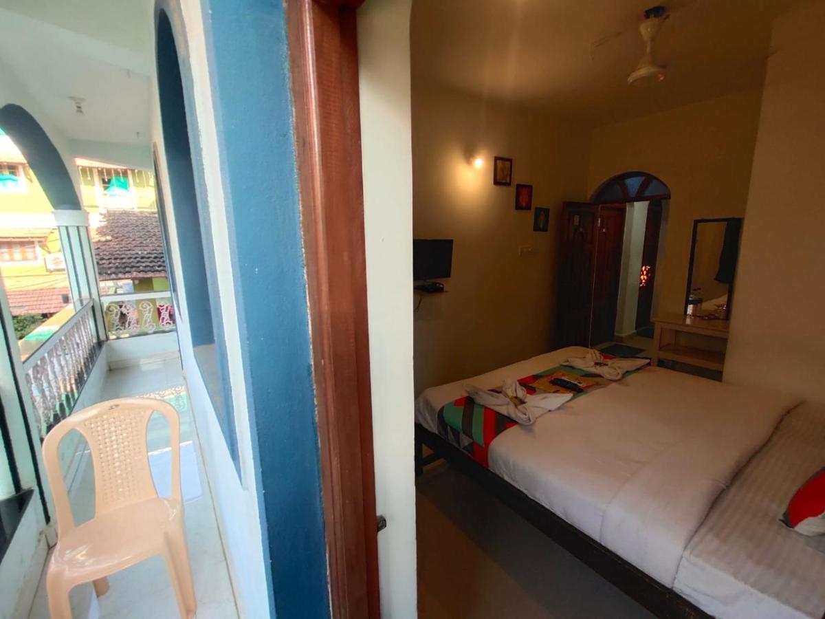 Rj14 Accommodations At Baga Beach 外观 照片