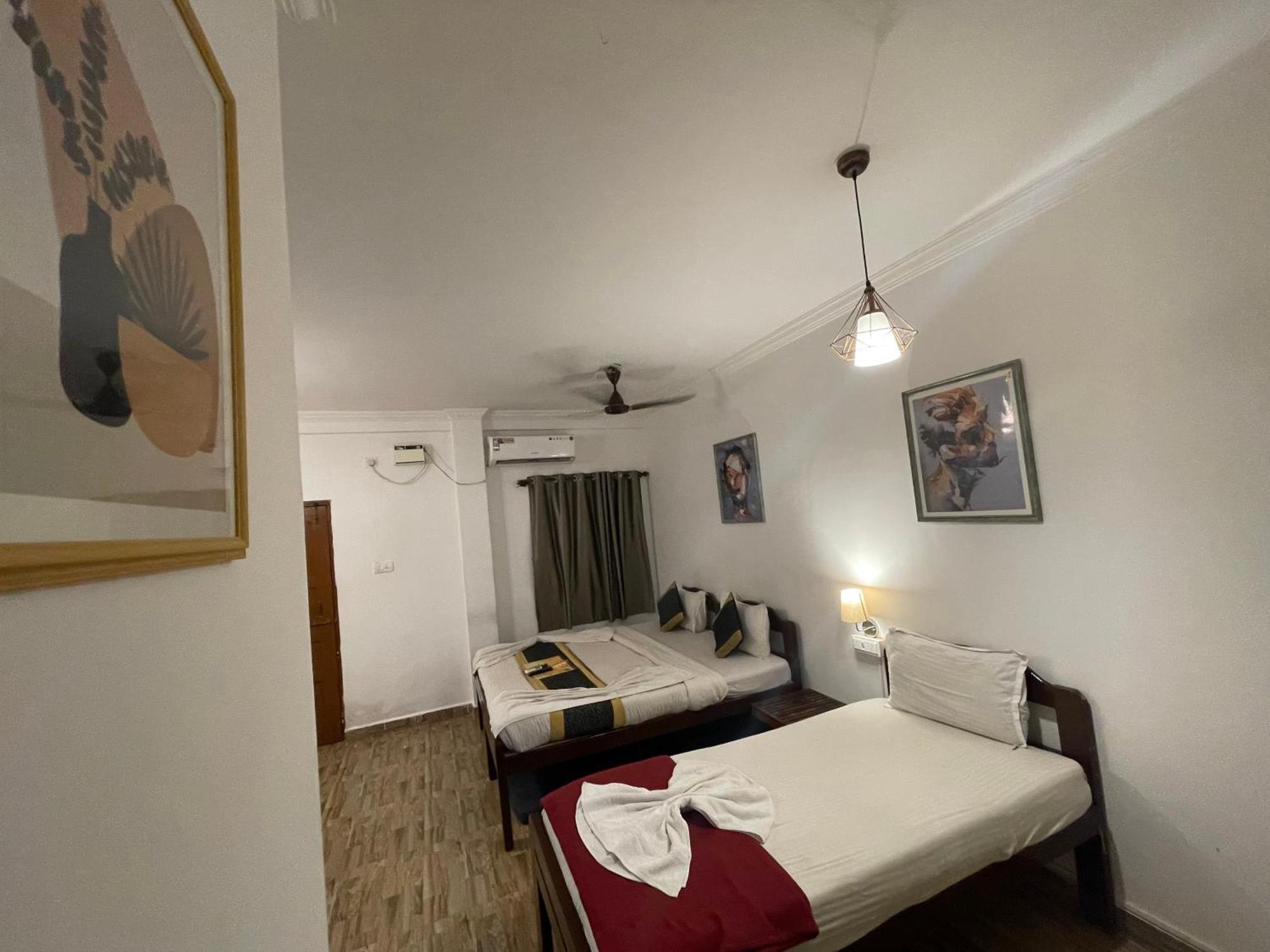 Rj14 Accommodations At Baga Beach 外观 照片