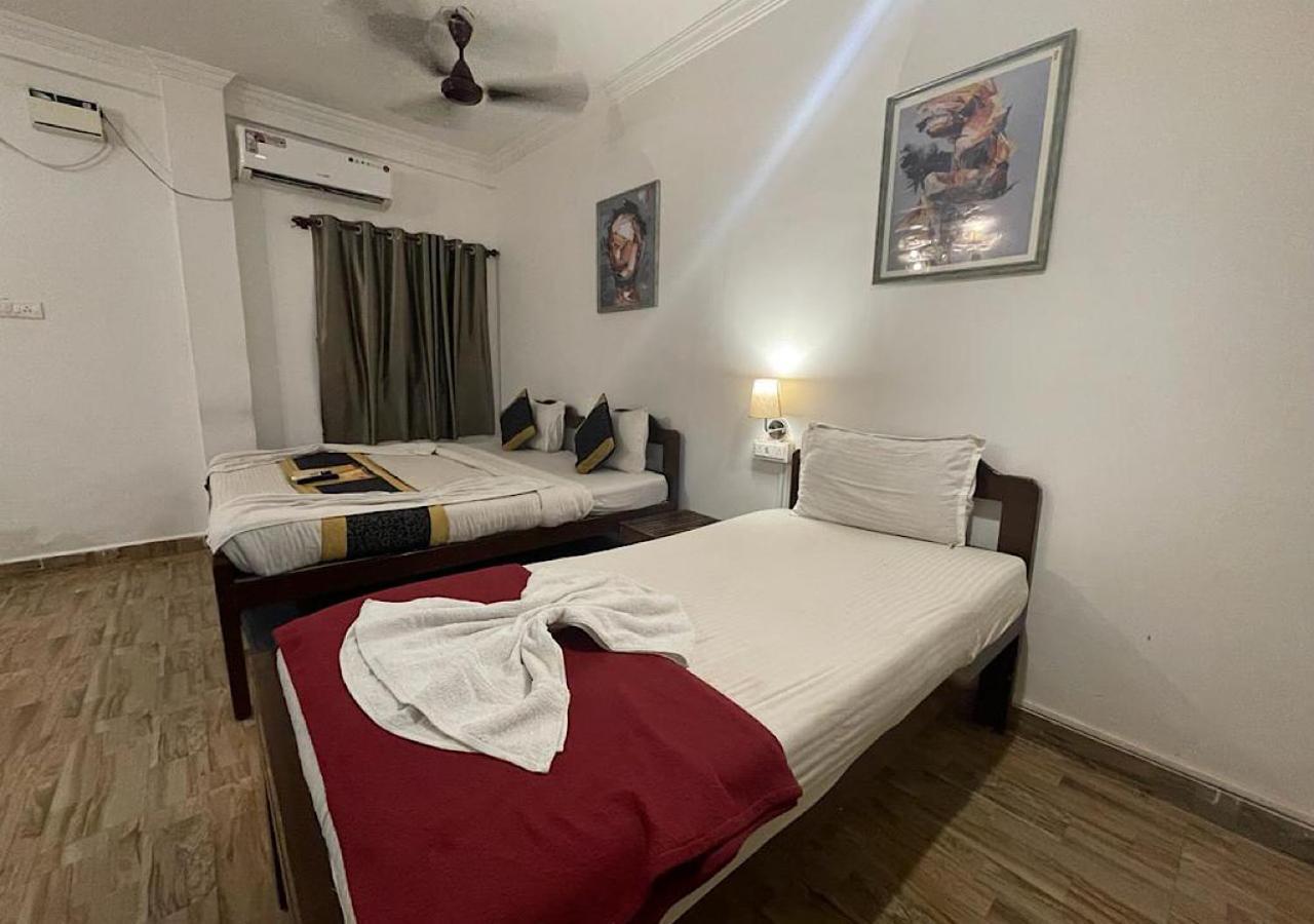 Rj14 Accommodations At Baga Beach 外观 照片